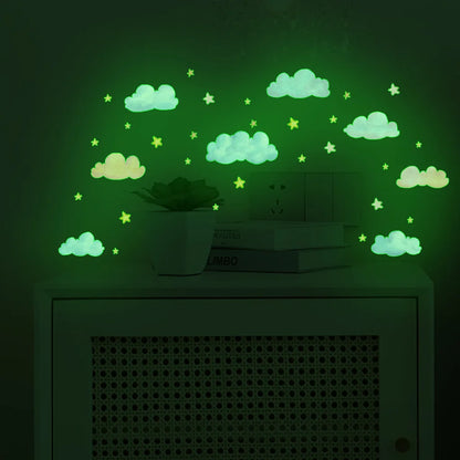 Stickers Nuages & Étoiles Phosphorescents  – Lumineux la Nuit
